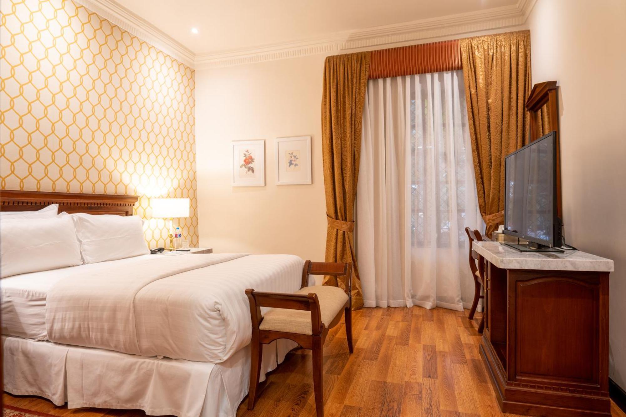 Boutique Santa Lucia Hotel